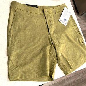 New with Tags Lululemon hunter green shorts. 30 waist.